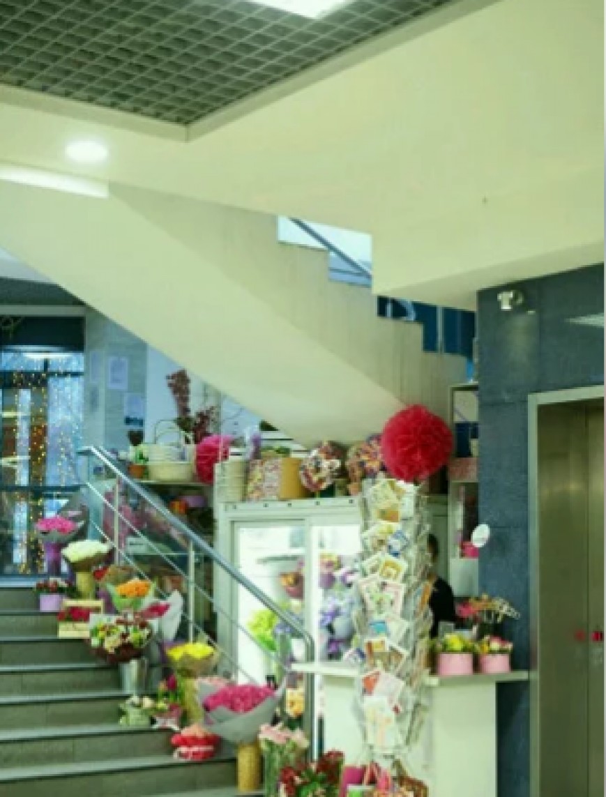 Цветочный магазин в ТЦ. Магазин цветов