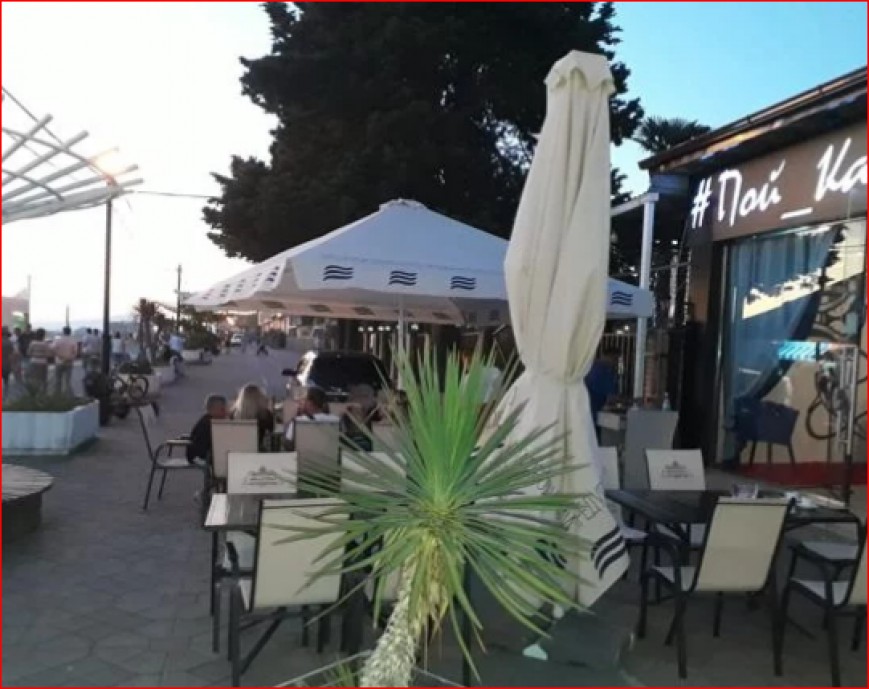 Кафе - ресторан на берегу моря