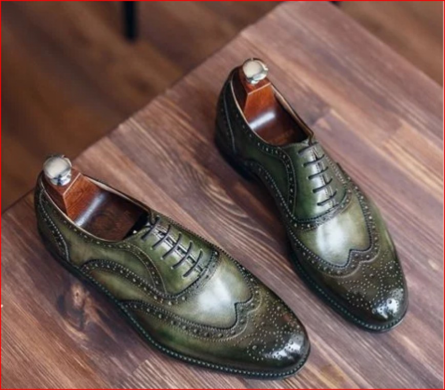 Прибыль: Магазин обуви ручной работы в центре Сочи
